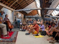 Horla : Brigitte Fontaine - Tout juste un peu de bruit : Auvergne-Rhône-Alpes, FRA, France, Mens